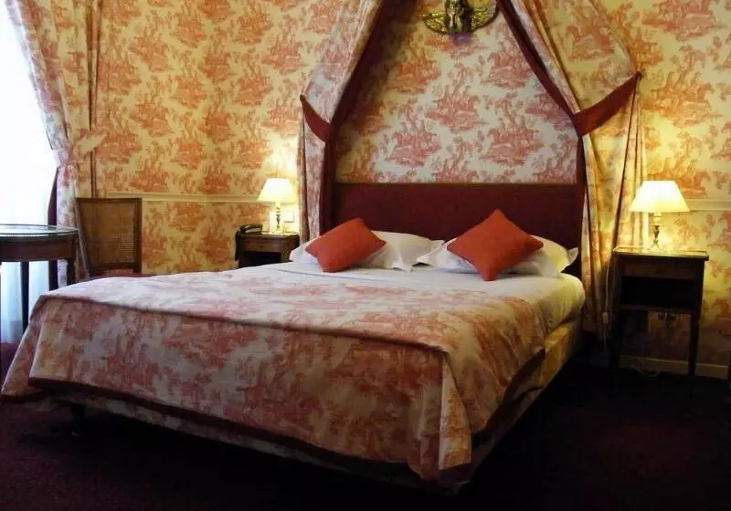 Fotos del hotel Grand Hôtel Des Templiers:  9