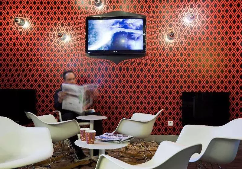 Fotos del hotel Ibis Styles Paris République:  11