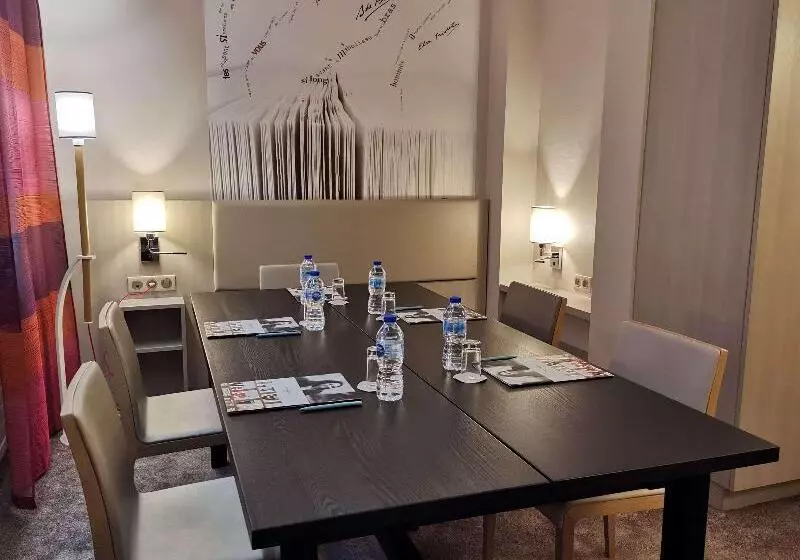 Fotos del hotel Mercure Paris Montparnasse Raspail:  5