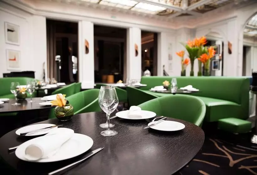 Fotos del hotel Hôtel Vernet Champs Elysées Paris:  12