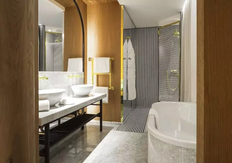 Fotos del hotel Hôtel Vernet Champs Elysées Paris:  13