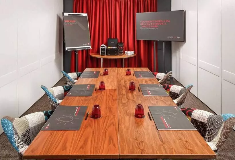 Fotos del hotel Ibis London Luton Airport:  12