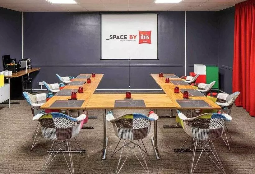 Fotos del hotel Ibis London Luton Airport:  13