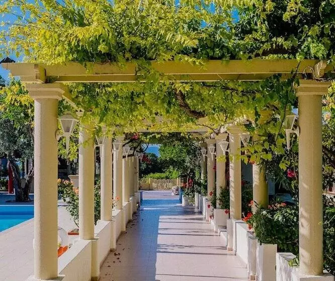 Fotos del hotel Filerimos Village:  10