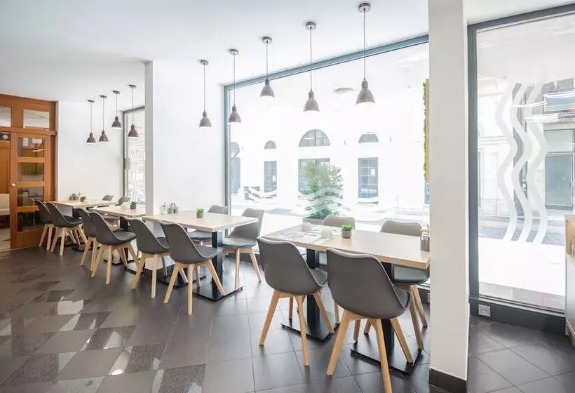 Fotos del hotel Orion Várkert:  10