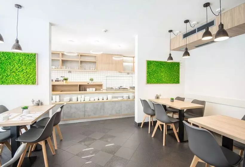 Fotos del hotel Orion Várkert:  11