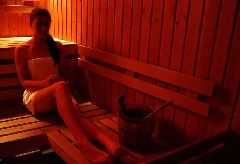 Fotos del hotel Orion Várkert:  2