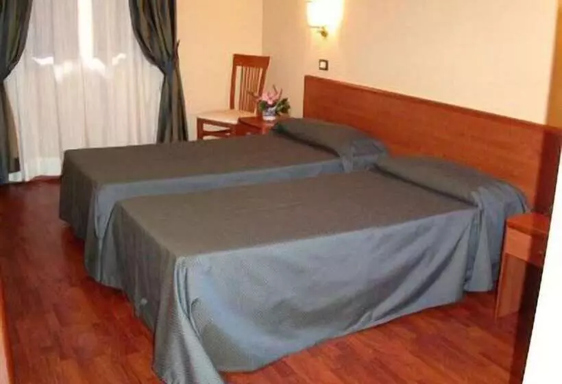 Fotos del hotel Akrabello:  8