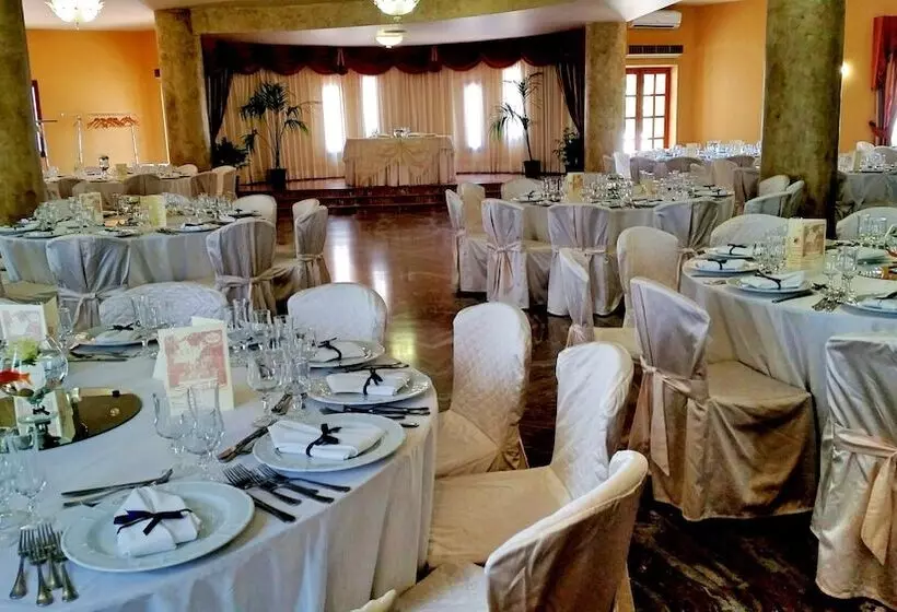 Fotos del hotel Akrabello:  23