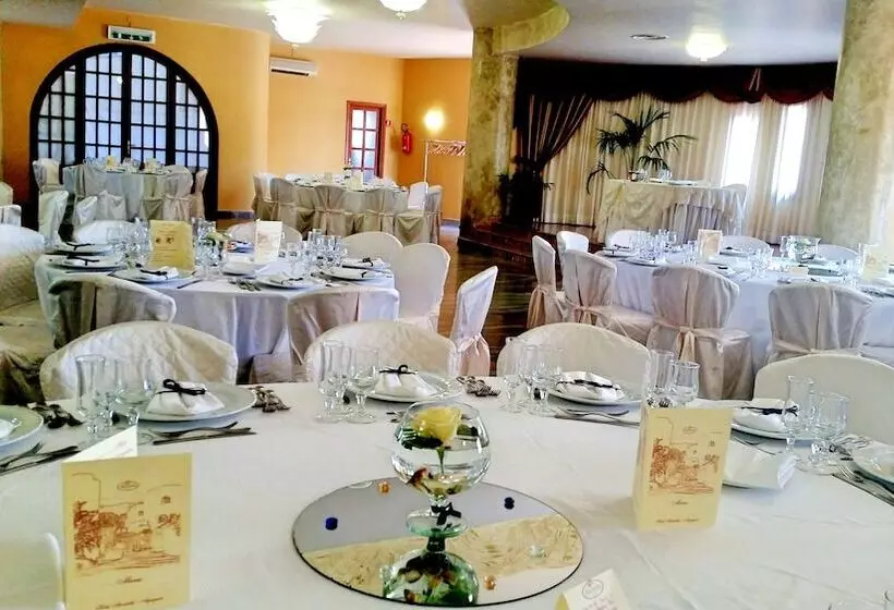 Fotos del hotel Akrabello:  16