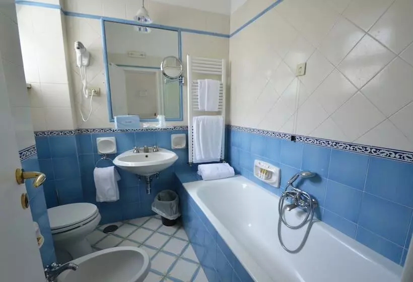 Fotos del hotel Albergo Gatto Bianco:  5