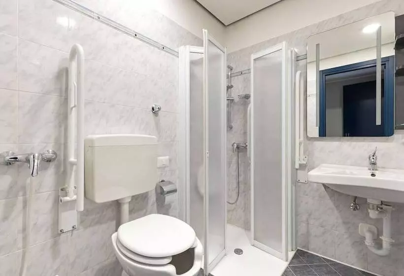 Fotos del hotel B&b Hotel Como City Center:  10