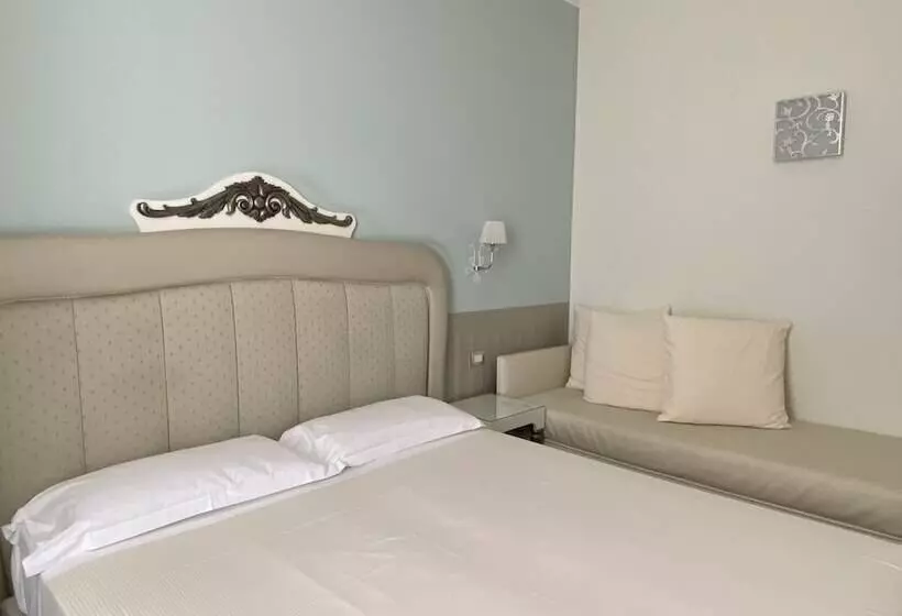 Fotos del hotel Ih Hotels Bari Oriente:  19