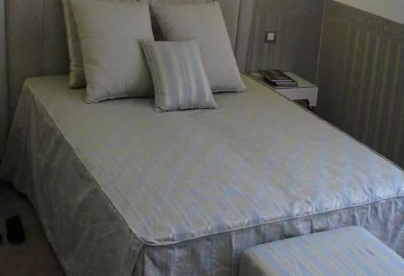 Fotos del hotel Ih Hotels Bari Oriente:  22