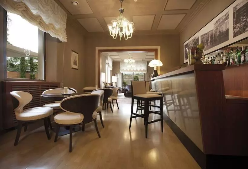 Fotos del hotel Albergo Celide:  12