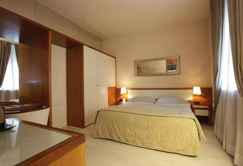 Fotos del hotel Albergo Celide:  19