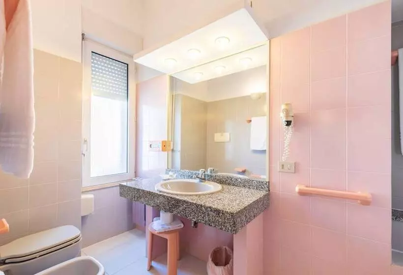 Fotos del hotel Albergo Miramare:  11