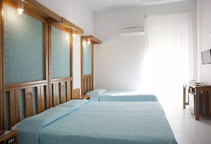 Fotos del hotel Albergo Miramare:  13