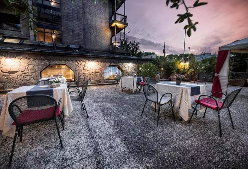 Fotos del hotel Grand Hotel Colony:  12