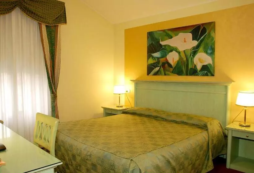 Fotos del hotel Donatello:  11