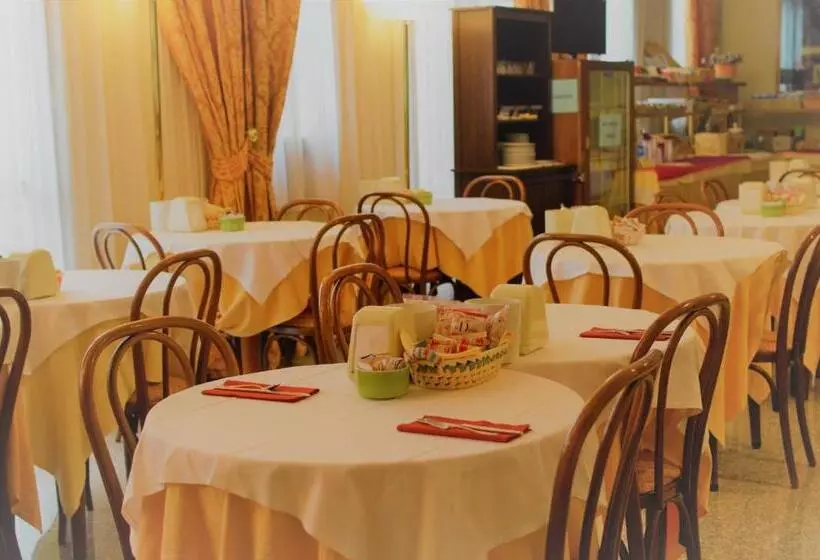 Fotos del hotel Donatello:  3