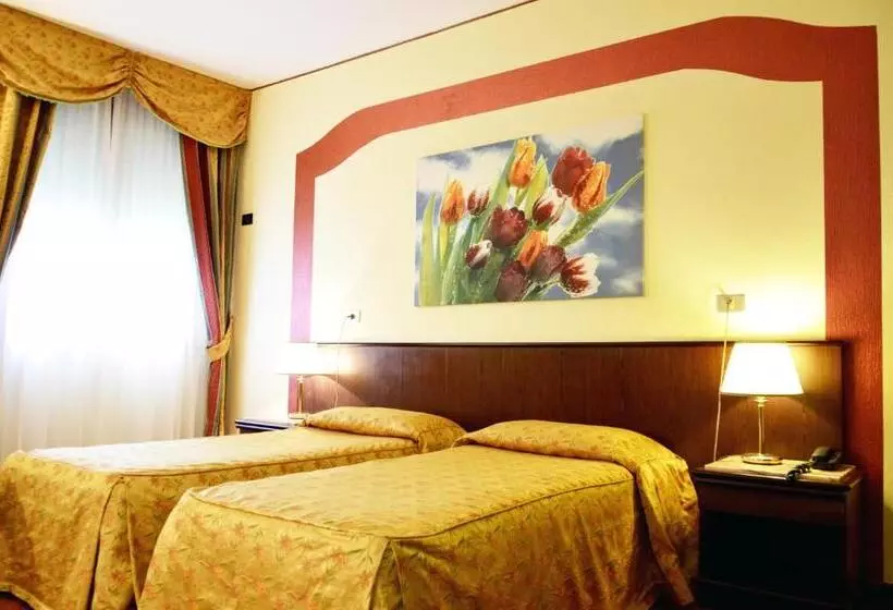 Fotos del hotel Donatello:  17