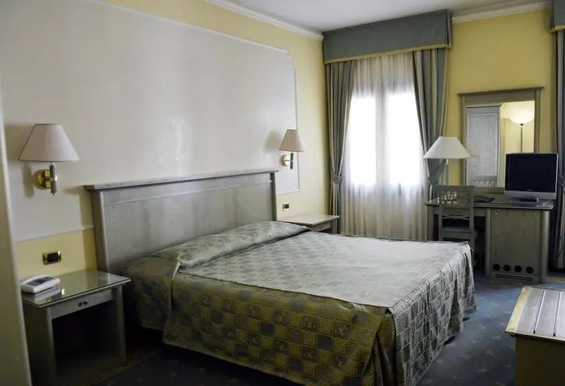 Fotos del hotel Donatello:  13