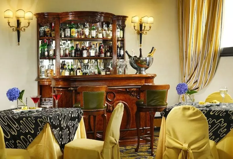 Fotos del hotel Savoy:  10