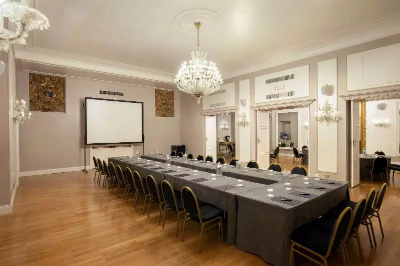 Fotos del hotel Savoy:  19