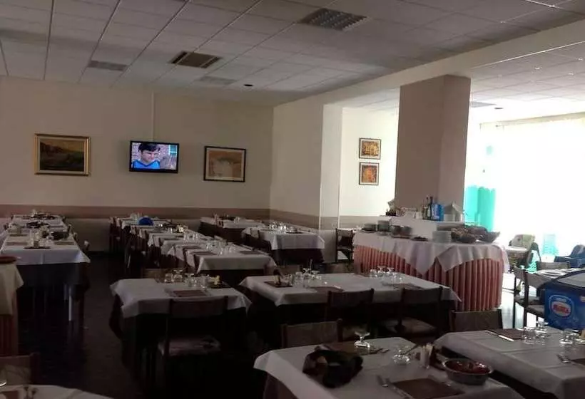 Fotos del hotel Elena:  5