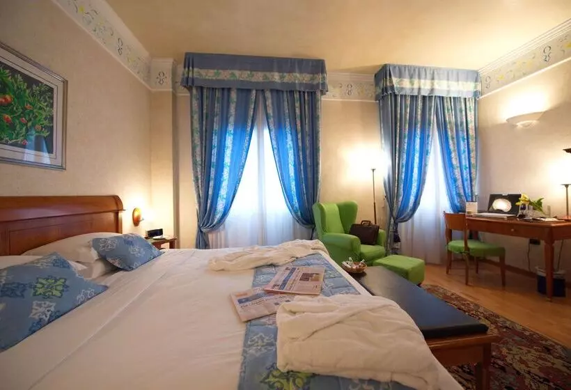 Fotos del hotel Firenze:  23