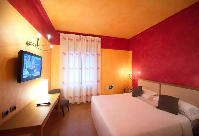 Fotos del hotel Firenze:  2