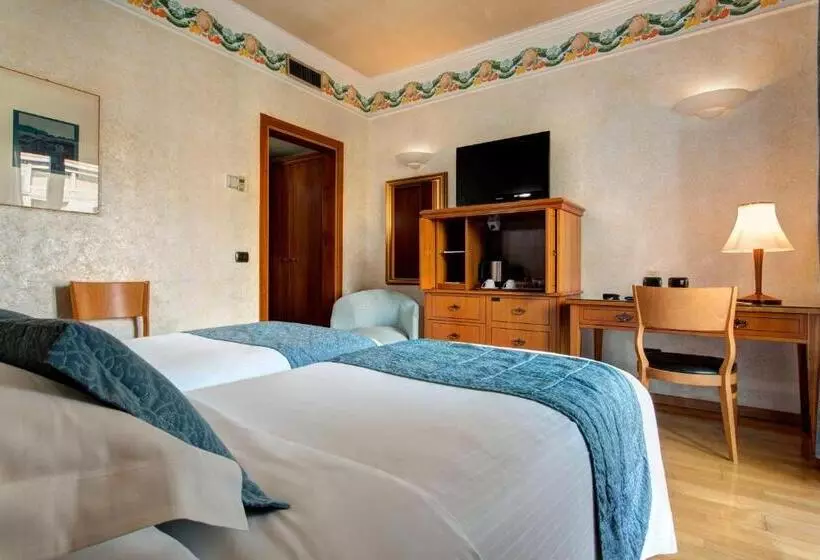 Fotos del hotel Firenze:  6