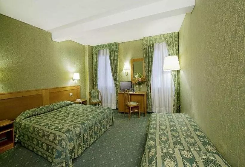 Fotos del hotel Nazionale:  9