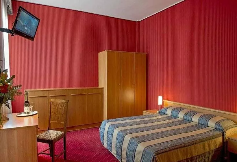 Fotos del hotel Nazionale:  15