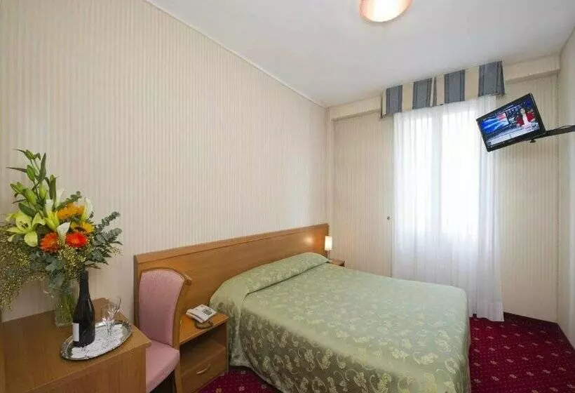 Fotos del hotel Nazionale:  17