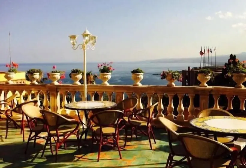 Fotos del hotel Taormina Park:  11