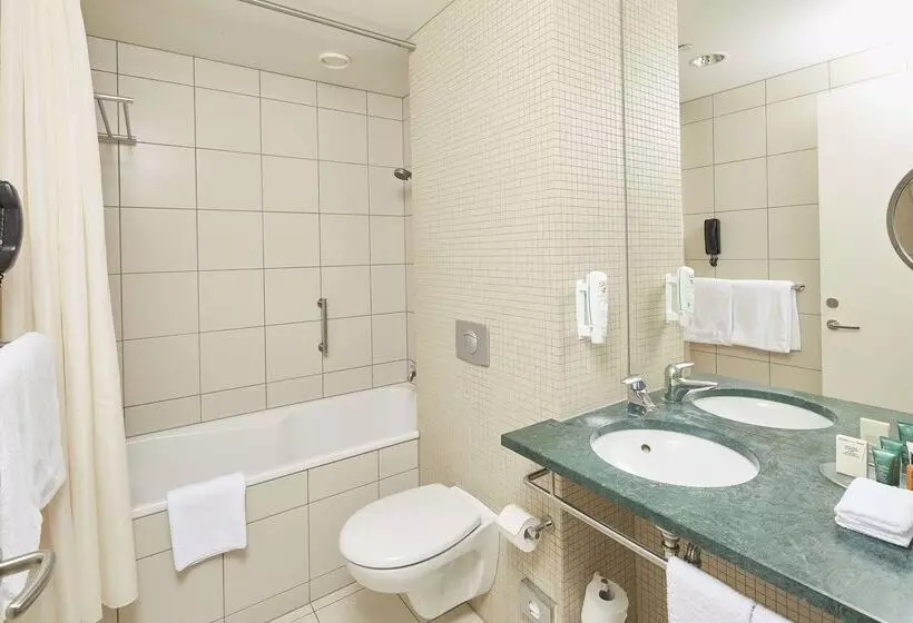 Fotos del hotel Hilton Reykjavik Nordica:  12