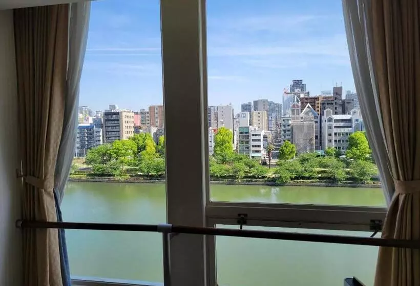 Fotos del hotel Osaka Castle:  8