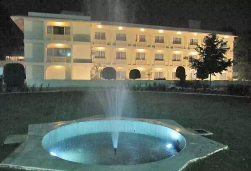 Fotos del hotel Ritz Plaza:  17