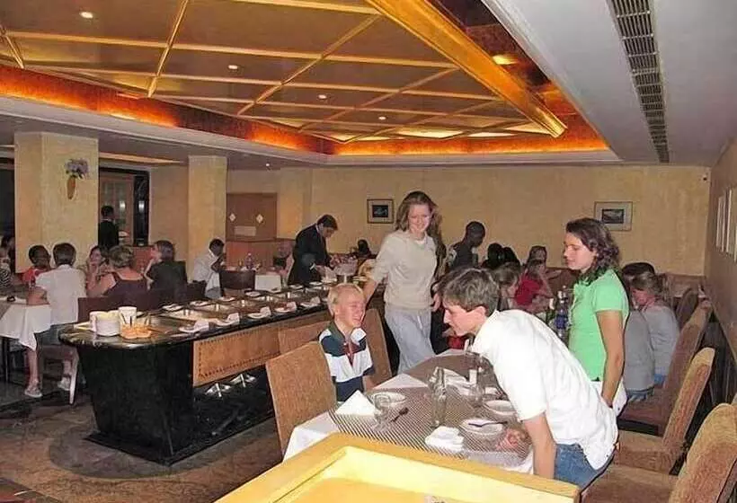 Fotos del hotel Ritz Plaza:  15