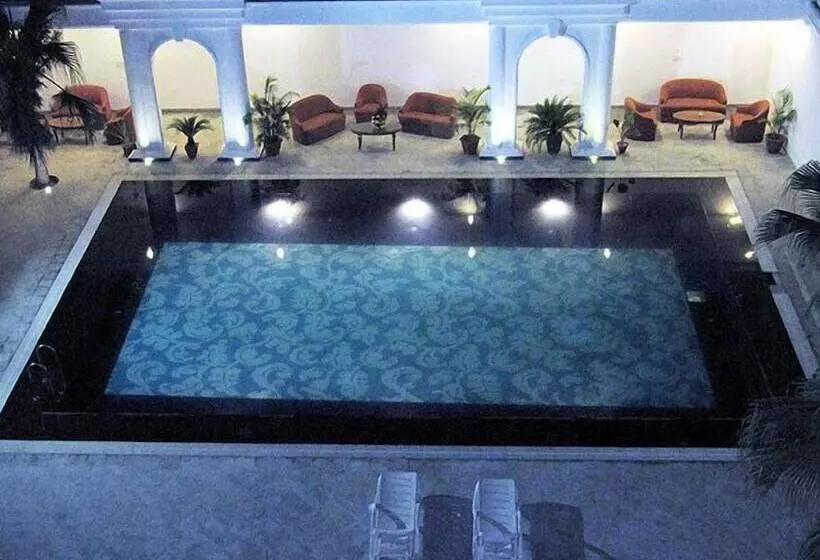 Fotos del hotel Ritz Plaza:  18