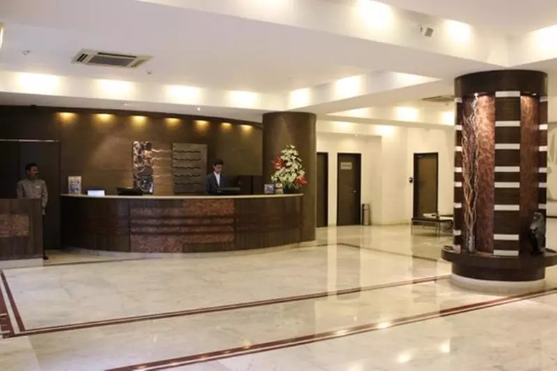 Fotos del hotel The Hans  New Delhi:  2