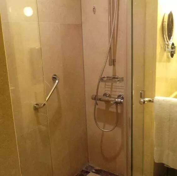 Fotos del hotel Amman Airport:  15