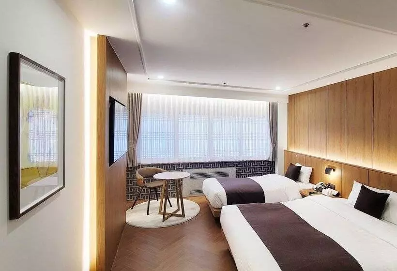 Fotos del hotel Commodore  Busan:  2