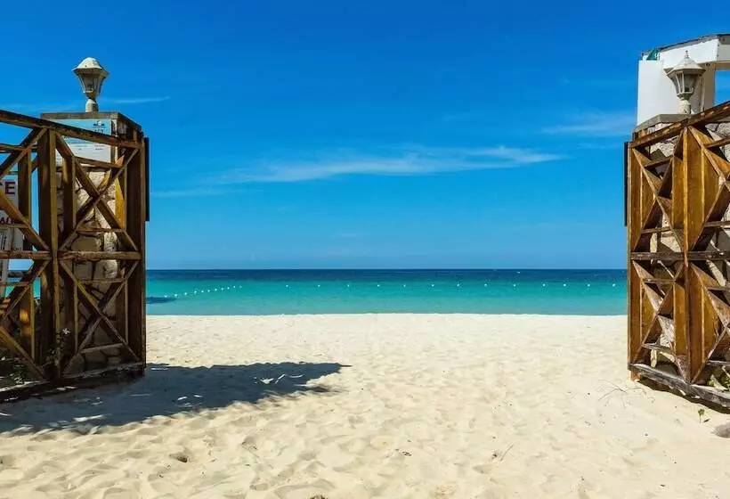 Fotos del hotel Rondel Village:  8