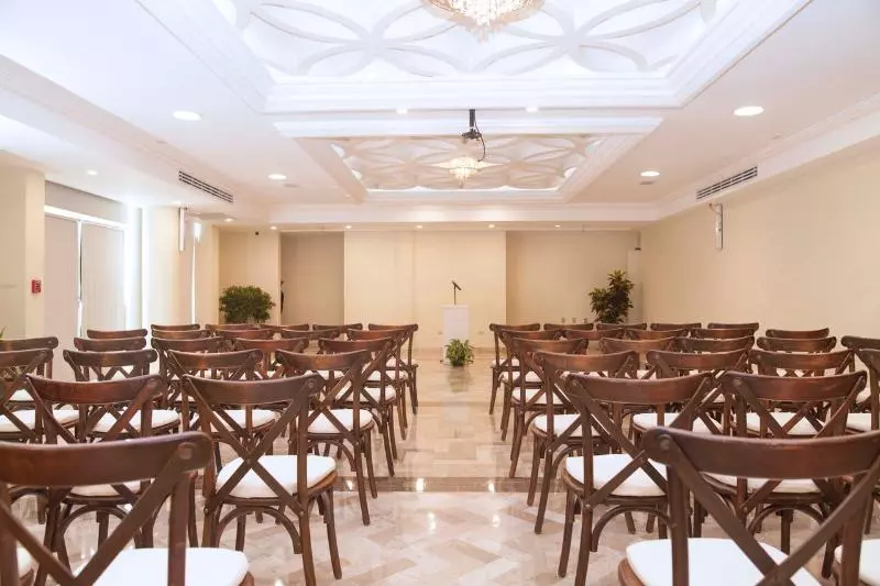 Fotos del hotel Aquamarina Beach:  15