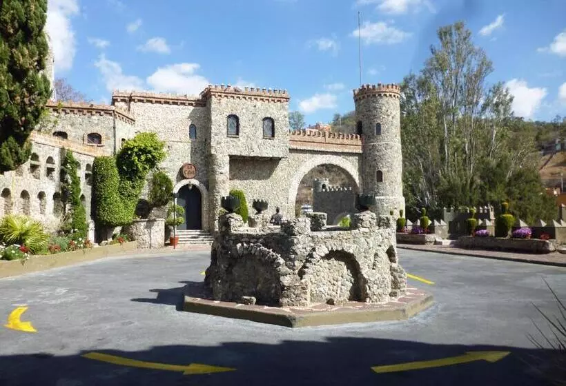 Fotos del hotel Castillo De Santa Cecilia:  10