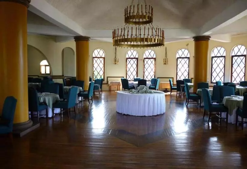 Fotos del hotel Castillo De Santa Cecilia:  3