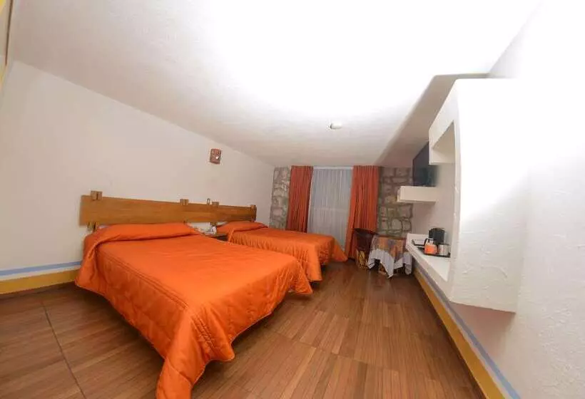 Fotos del hotel Howard Johnson Calle Real Morelia:  7